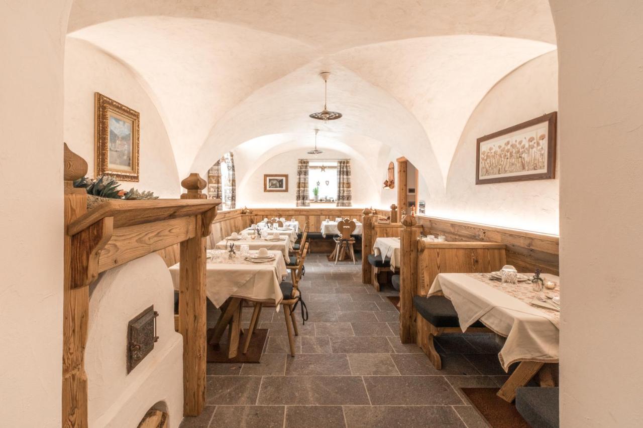 Hotel Garni Maso San Michele à Cavalese Extérieur photo